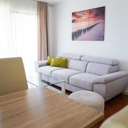 Apartman Lana Omisalj Bagian luar foto