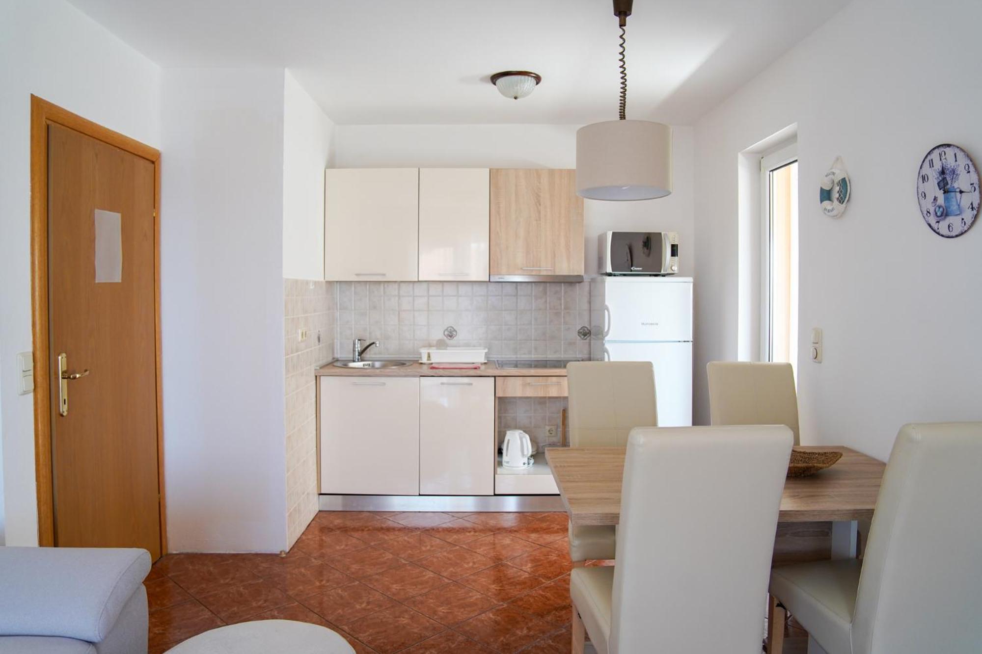 Apartman Lana Omisalj Bagian luar foto